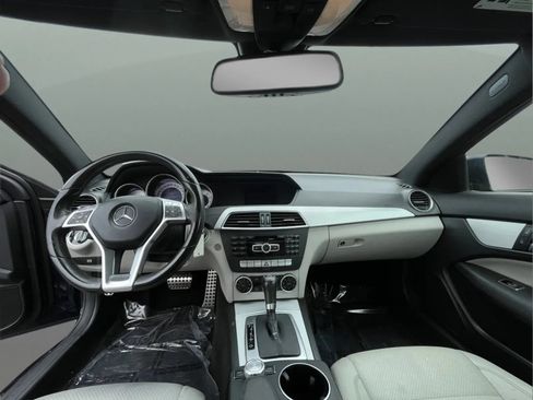 Used 2013 Mercedes-Benz C 250 Coupe image 8