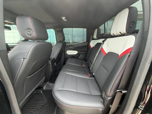 Used 2024 GMC Canyon AT4X AWD/4WD image 22