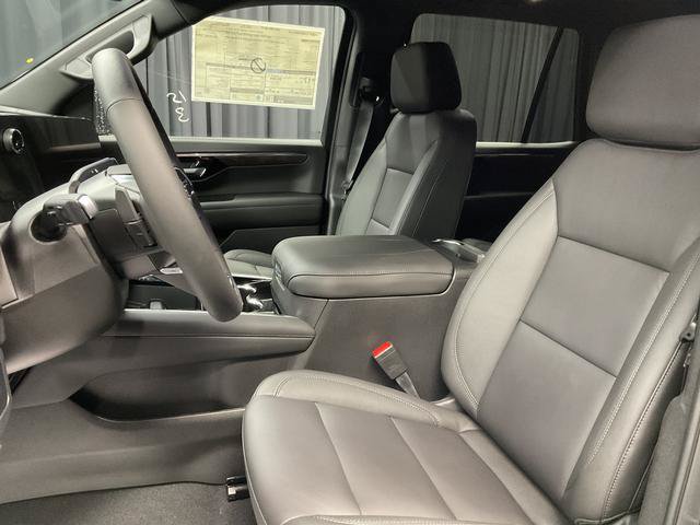 New 2026 Chevrolet Tahoe Z71 w/ Comfort Package AWD/4WD image 15