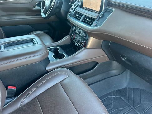 Used 2021 Chevrolet Suburban High Country w/ Premium Package AWD/4WD image 20