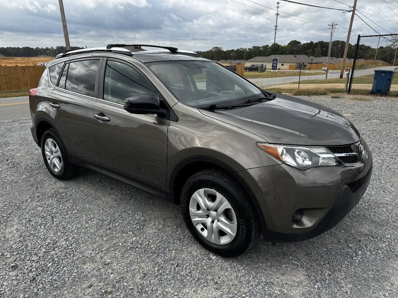 Used 2014 Toyota RAV4 LE AWD/4WD image 5
