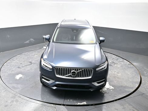 Used 2024 Volvo XC90 B6 Plus image 44