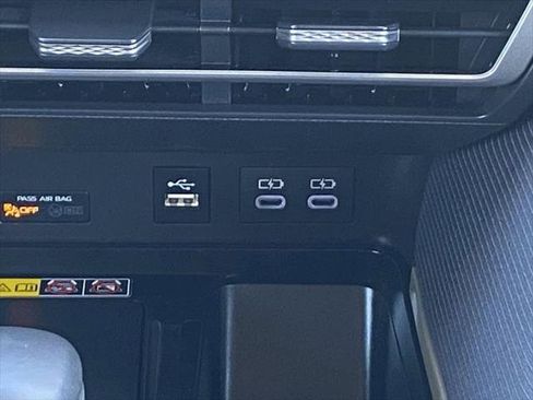 Certified 2025 Toyota Camry SE FWD image 31