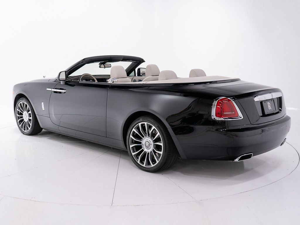 Certified 2018 Rolls-Royce Dawn RWD image 3