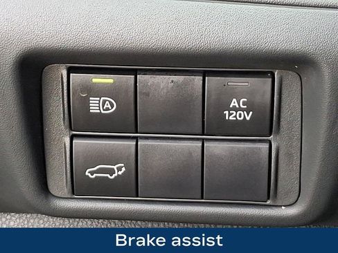 Used 2023 Toyota Highlander Bronze Edition AWD/4WD image 13