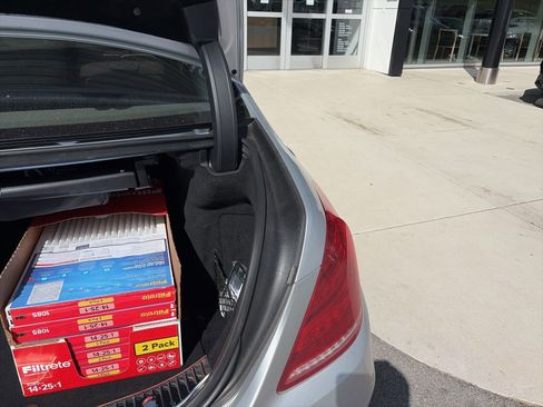 Used 2015 Mercedes-Benz S 550 Sedan image 5