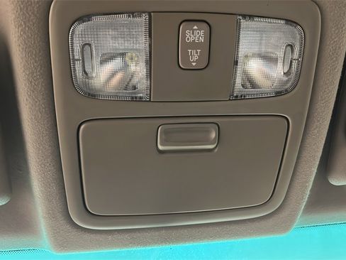 Used 2003 Toyota 4Runner 4WD image 21