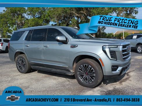 Used 2025 GMC Yukon Elevation AWD/4WD image 2