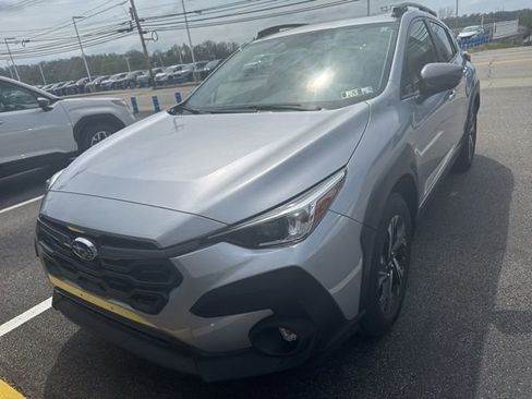 Used 2024 Subaru Crosstrek 2.0i Premium image 2