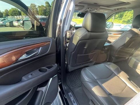 Used 2016 Cadillac Escalade Premium AWD/4WD image 48