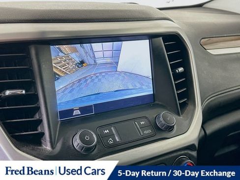 Used 2023 GMC Acadia SLE w/ Driver Convenience Package AWD/4WD image 16