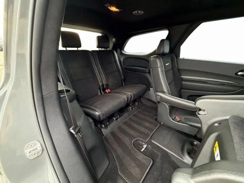 Used 2022 Dodge Durango SRT w/ Technology Group AWD/4WD image 32