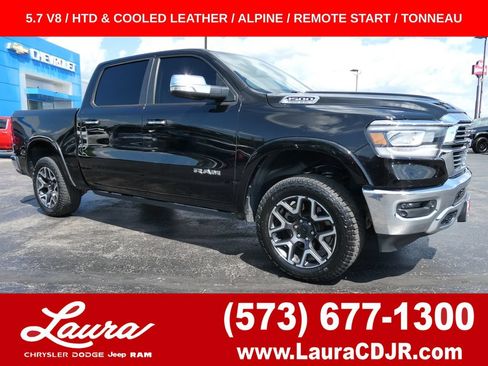 Used 2019 RAM 1500 Laramie AWD/4WD image 1