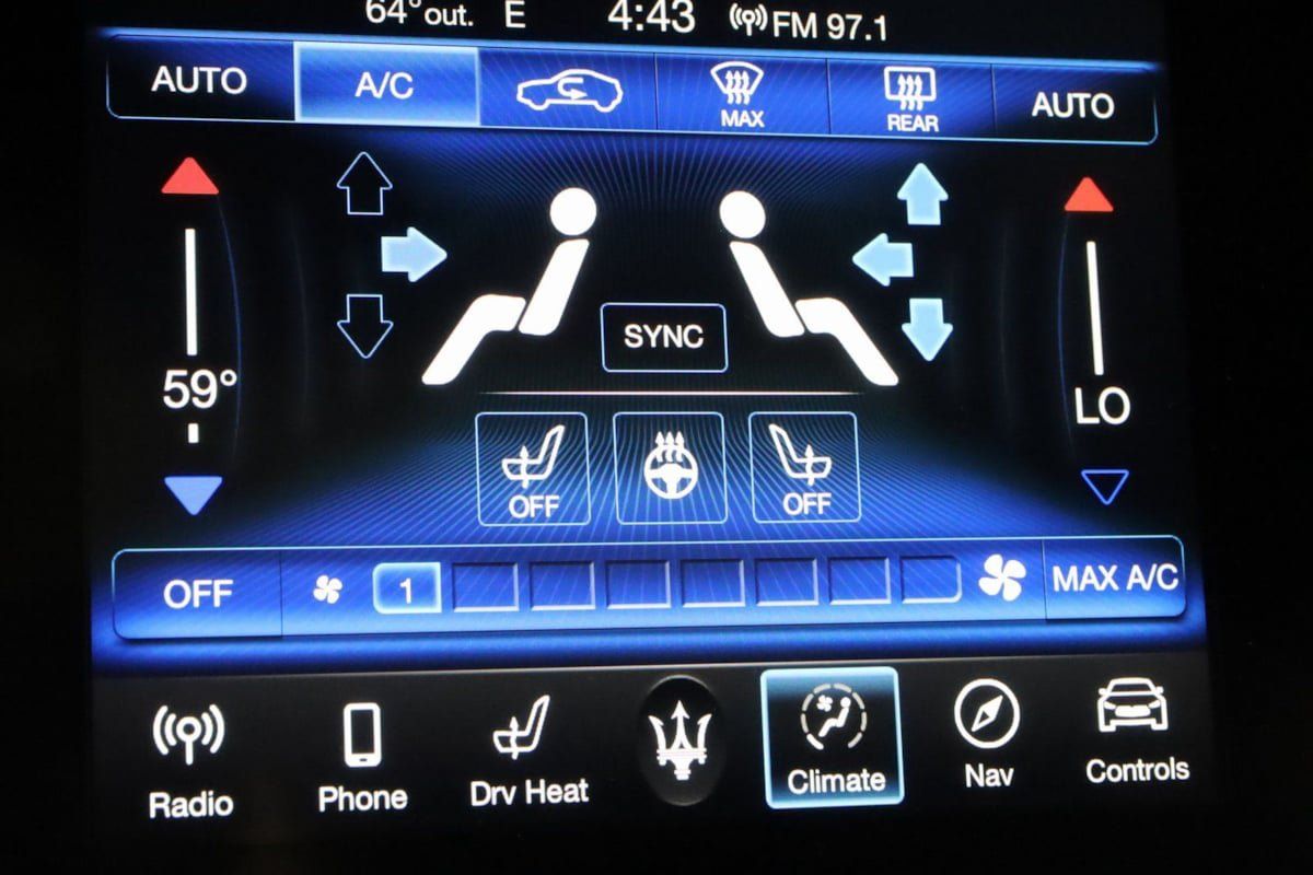 Used 2020 Maserati Quattroporte S Q4 AWD/4WD image 8