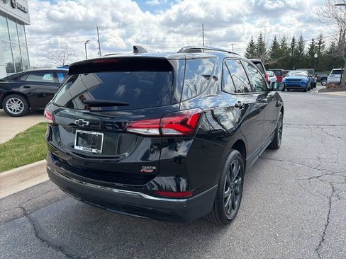 Used 2023 Chevrolet Equinox RS AWD/4WD image 3
