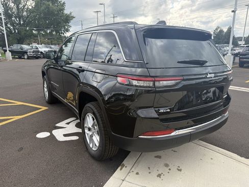 New 2025 Jeep Grand Cherokee Laredo X image 5