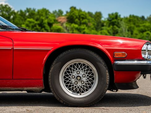 Used 1990 Jaguar XJS V12 Convertible RWD image 35