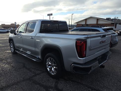Used 2020 GMC Sierra 1500 SLT image 4