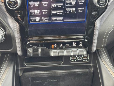 Used 2020 RAM 1500 Limited AWD/4WD image 25
