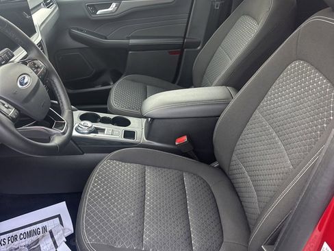 Used 2023 Ford Escape Active w/ Tech Pack #2 image 9