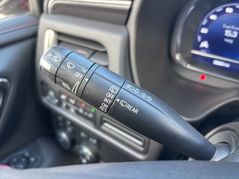 Used 2022 Chevrolet Tahoe RST w/ Luxury Package image 28