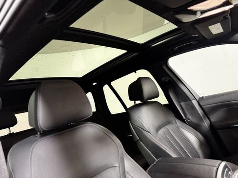 Used 2020 BMW X5 M50i w/ Executive Package image 10