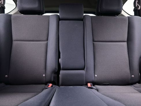 Used 2016 Toyota RAV4 XLE AWD/4WD image 15