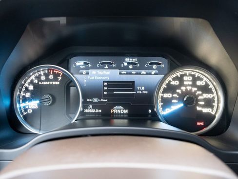 Used 2019 Ford F150 Limited image 7