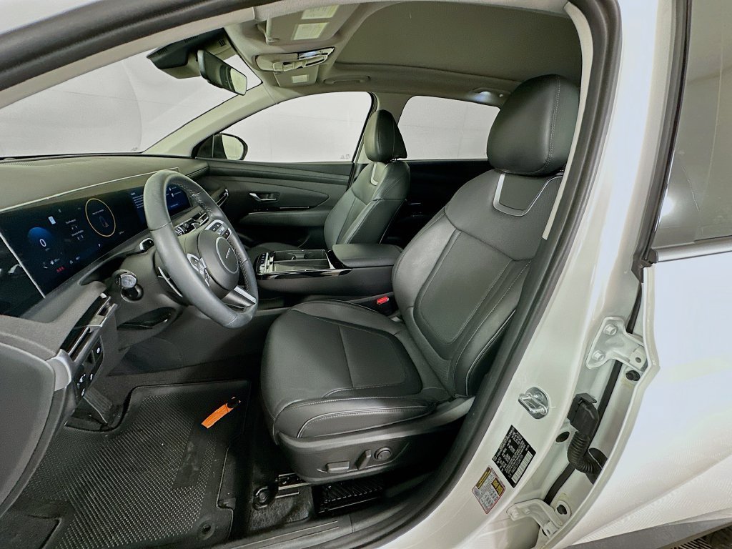 Certified 2025 Hyundai Tucson Limited AWD/4WD image 21