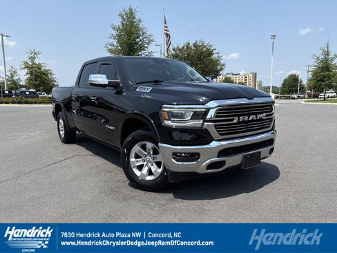 Used 2022 RAM 1500 Laramie AWD/4WD image 1