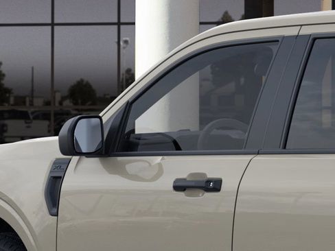 New 2025 Ford Maverick XL image 21