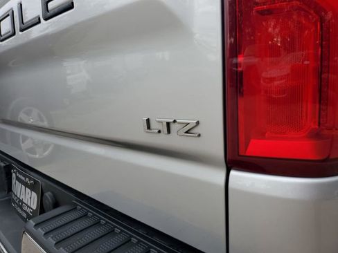 Used 2020 Chevrolet Silverado 1500 LTZ w/ LTZ Plus Package image 8