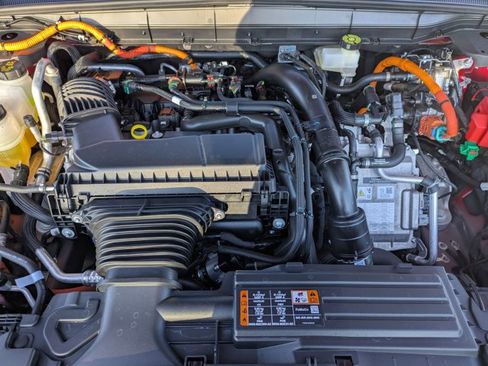 Used 2025 Lincoln Nautilus Premier w/ Equipment Group 102A image 22