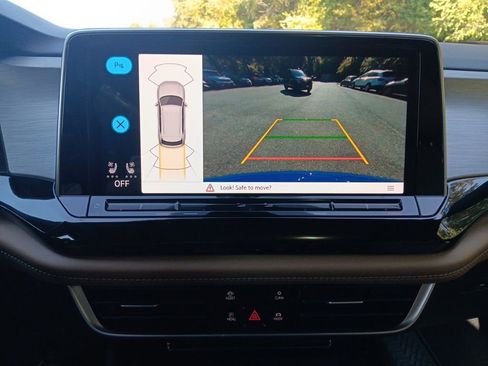 Used 2025 Volkswagen Atlas Cross Sport SE w/ Panoramic Sunroof Package image 20