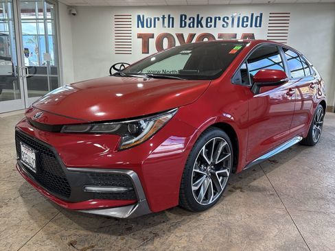 Used 2020 Toyota Corolla XSE image 1