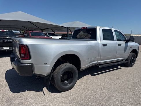 New 2026 RAM 3500 Tradesman AWD/4WD image 6