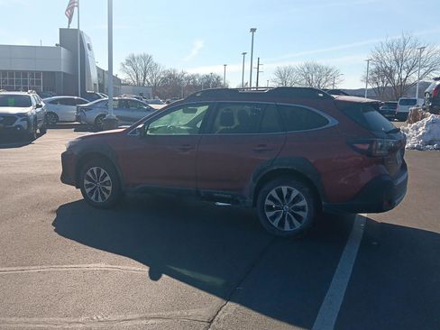 Used 2024 Subaru Outback Limited image 7