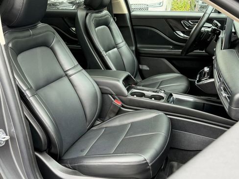 Used 2023 Lincoln Corsair AWD w/ Equipment Group 101A image 12
