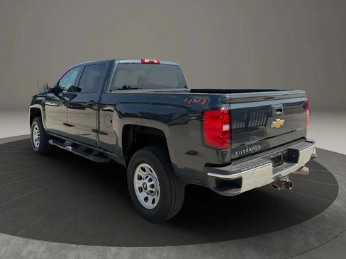 Used 2019 Chevrolet Silverado 2500 W/T w/ WT Convenience Package AWD/4WD image 5