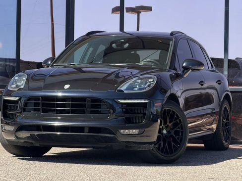 Used 2017 Porsche Macan GTS AWD/4WD image 3