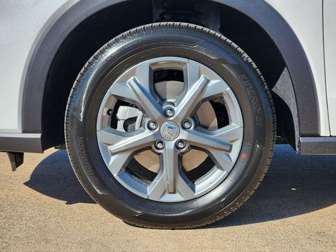 New 2026 Honda HR-V LX image 11