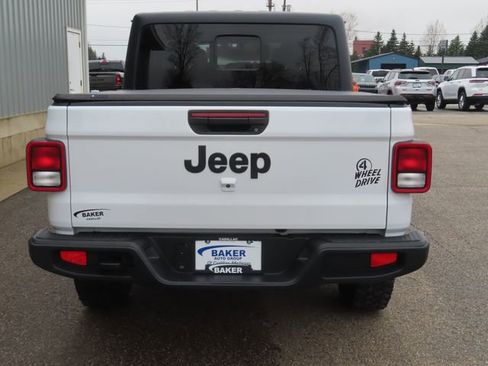 Used 2022 Jeep Gladiator Sport AWD/4WD image 10