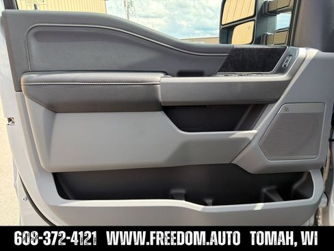 New 2026 Ford F350 XLT w/ XLT Premium Package AWD/4WD image 10