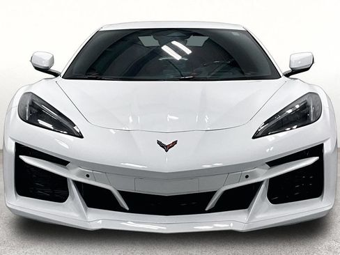 Used 2024 Chevrolet Corvette E-Ray AWD/4WD image 3