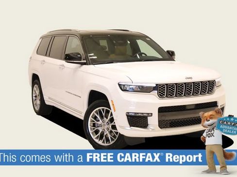 Used 2023 Jeep Grand Cherokee L Summit w/ Luxury Tech Group V AWD/4WD image 2