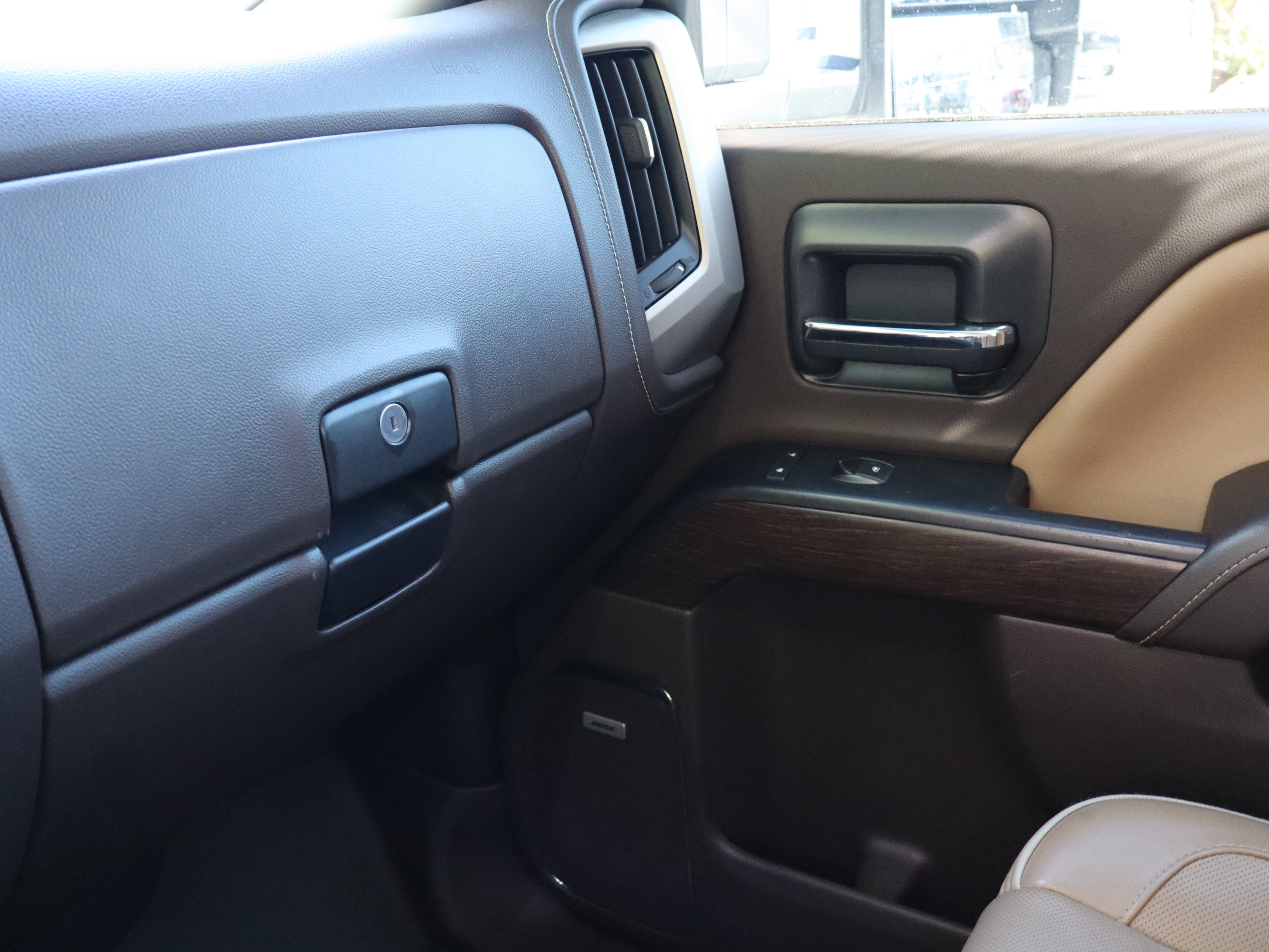 Used 2019 GMC Sierra 2500 Denali w/ Duramax Plus Package AWD/4WD image 45
