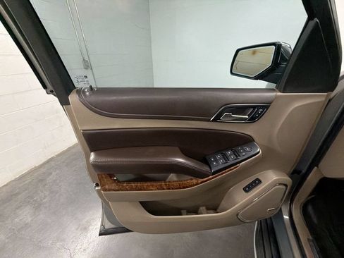 Used 2017 Chevrolet Tahoe Premier RWD image 22