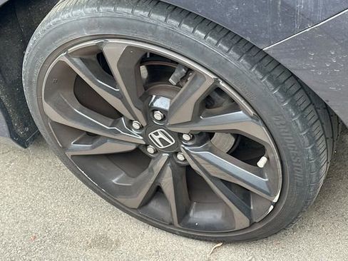 Used 2020 Honda Civic Sport image 4