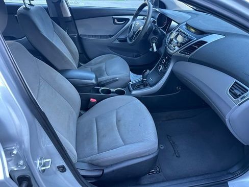 Used 2016 Hyundai Elantra SE FWD image 13
