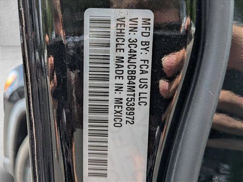 Used 2021 Jeep Compass Latitude FWD image 22